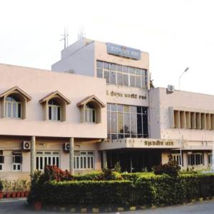 प्रशासकीय इमारत